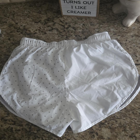 Nike Women's Star Patterned White Athletic Shorts - Picture 5 of 5